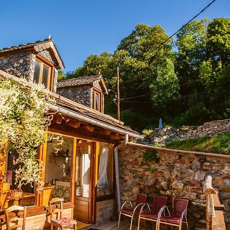 The Dragon Barn - Grenier Villa Ascou Exterior photo